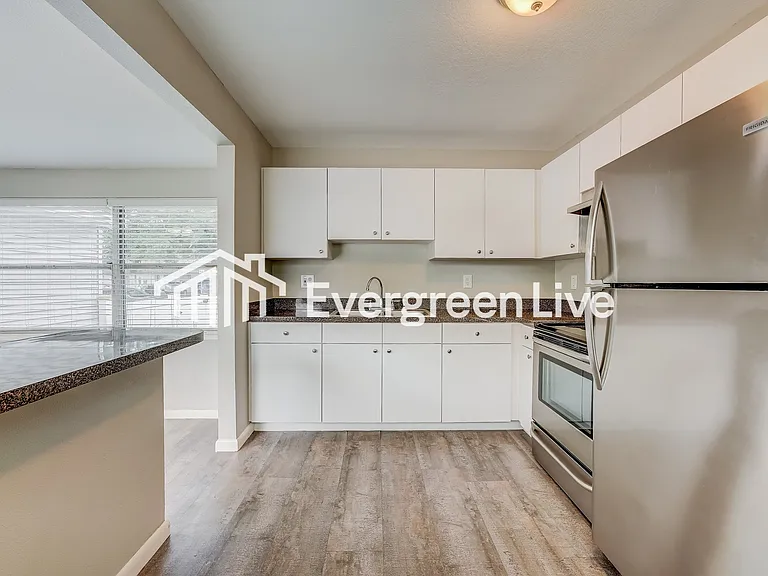 4501 Dr Martin Luther King Jr St N — Photo 8