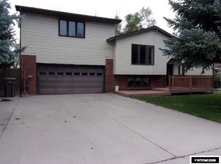 414 Emerald St, Rock Springs, WY 82901