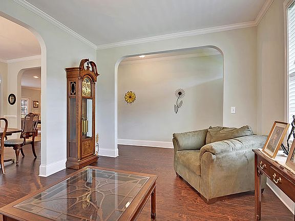 5th image of 5398 Clairmont Ln