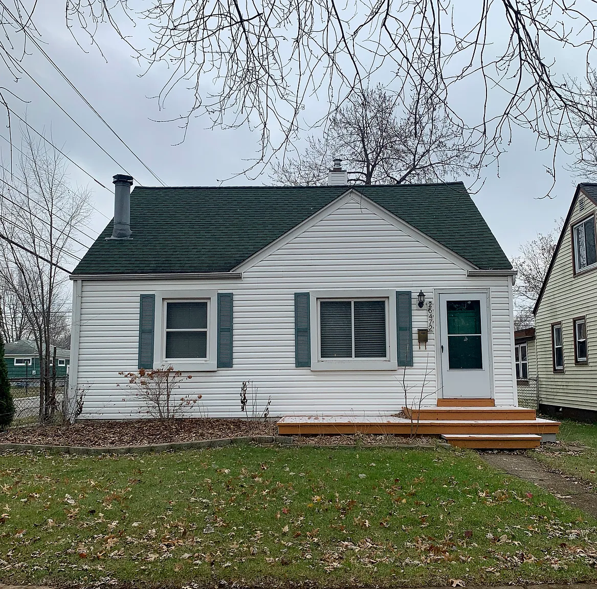 26472 Wolverine St photo 1