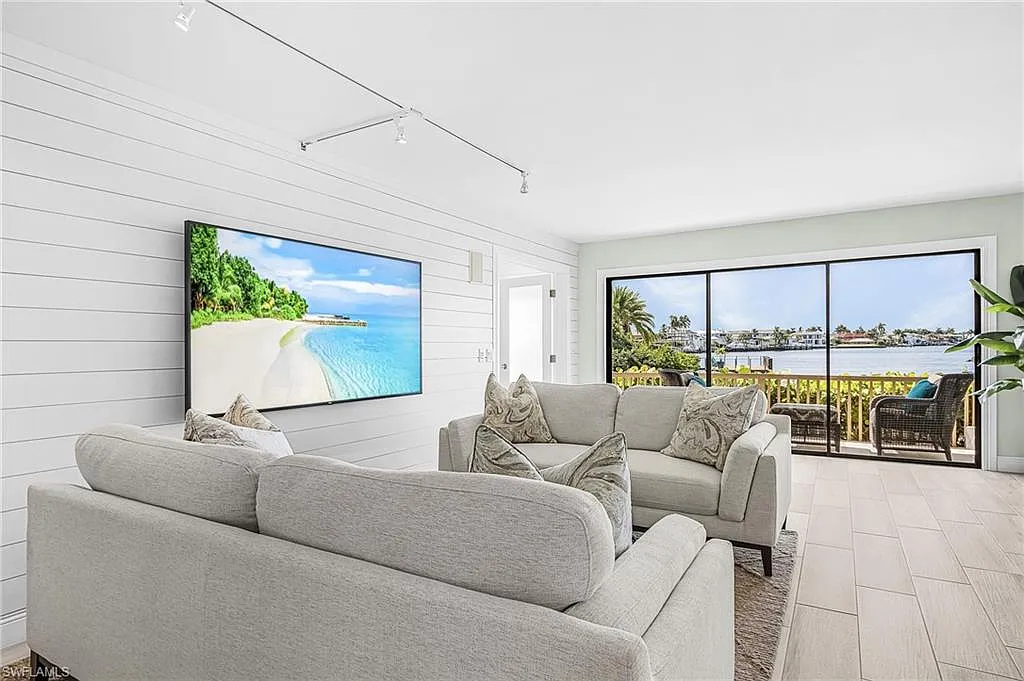2 bed, 2.0 bath, 1450 sqft, $20,000 — Photo 1