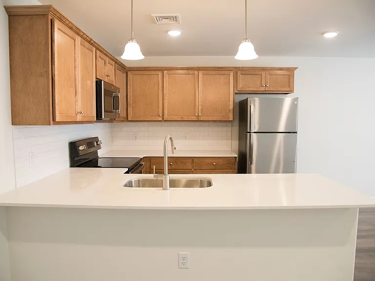Apartments On Main — Photo 84