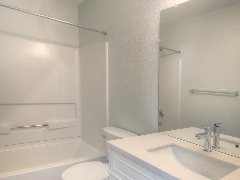1325 Legend Oak Dr — Photo 8