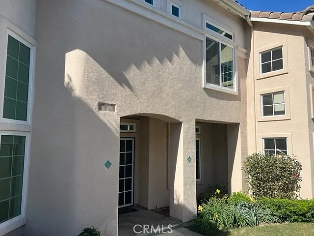 3 bed, 1518 sqft, $4,650 — Photo 1