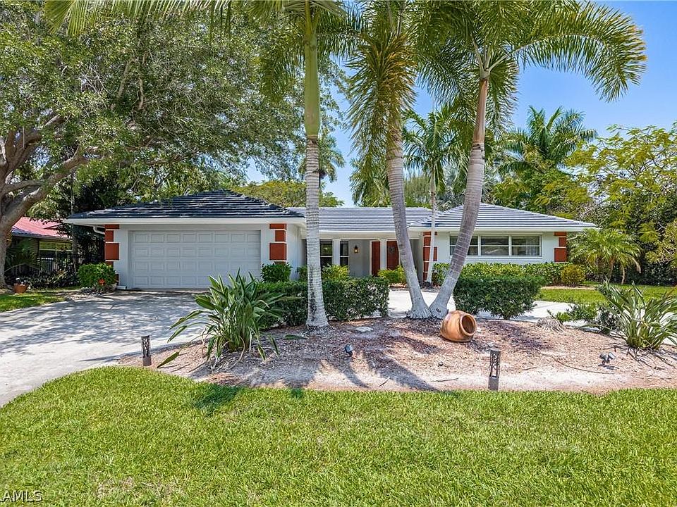 1st image of 5658 Eichen Cir W