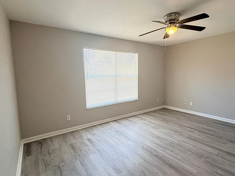 1123 SW 48th Ter #106 — Photo 18