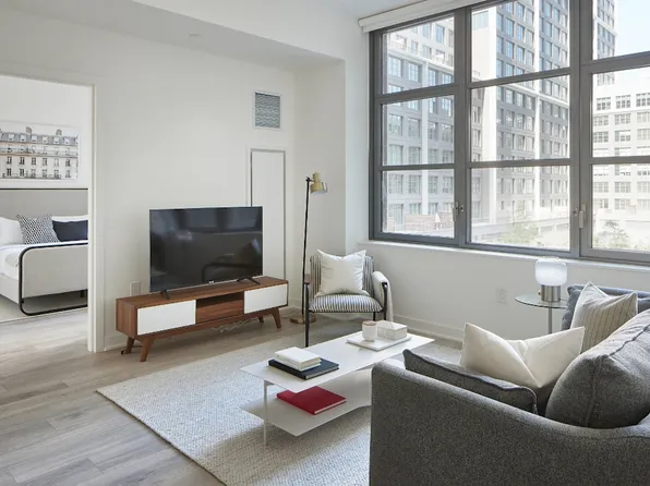 160 Front Street image 23 of 29