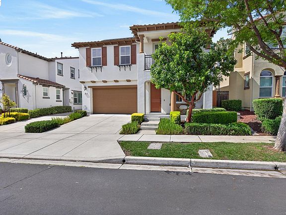 3rd image of 513 Crocus Hill Ct