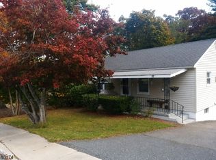 93 Washington Ave, Oxford Twp., NJ 07863