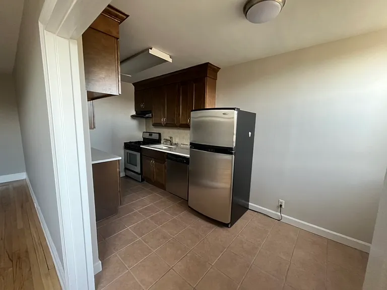 eat in kitchen