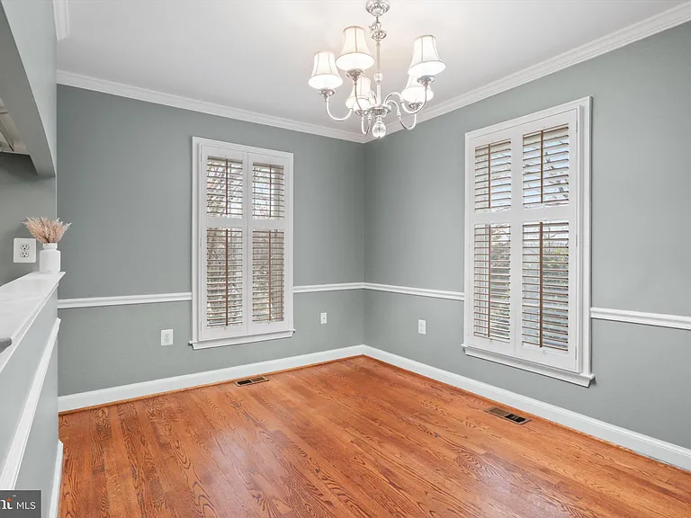 101 Roberts Ct — Photo 11