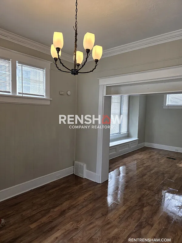 1571 E McLemore Ave — Photo 4