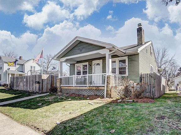 3rd image of 382 S Ogden Ave