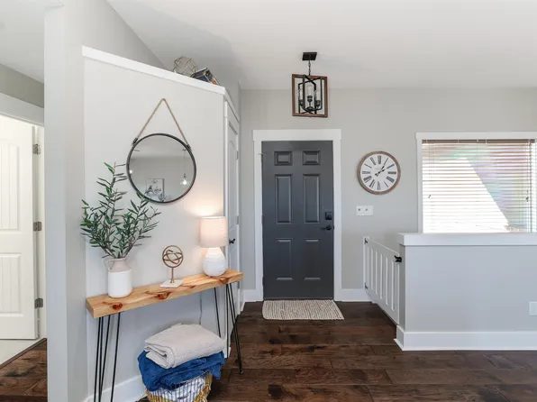 2461 E Dory Ct, Goddard, KS 67052