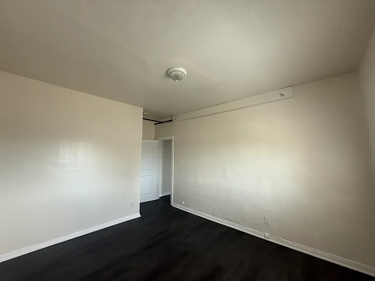 329 W Magnolia St #6 — Photo 18