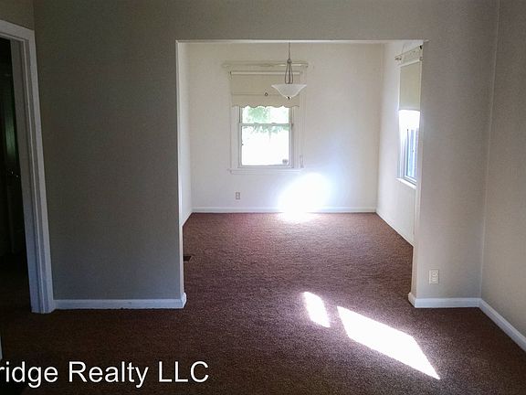 4th image of 5212 Lillian Dr