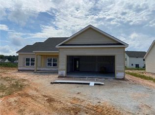 15 Pimlico Dr, Fort Mitchell, AL 36856