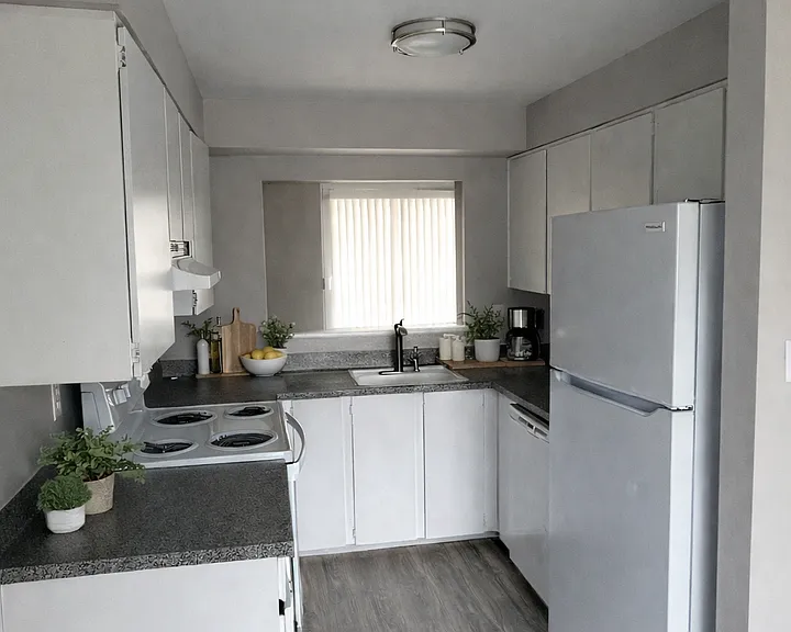 Park Townhomes — Photo 17