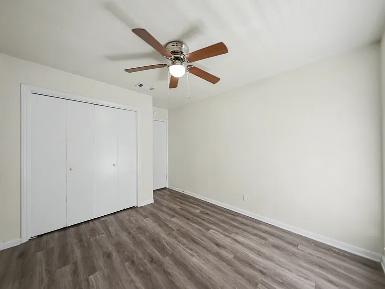 2902 Lawndale St — Photo 10