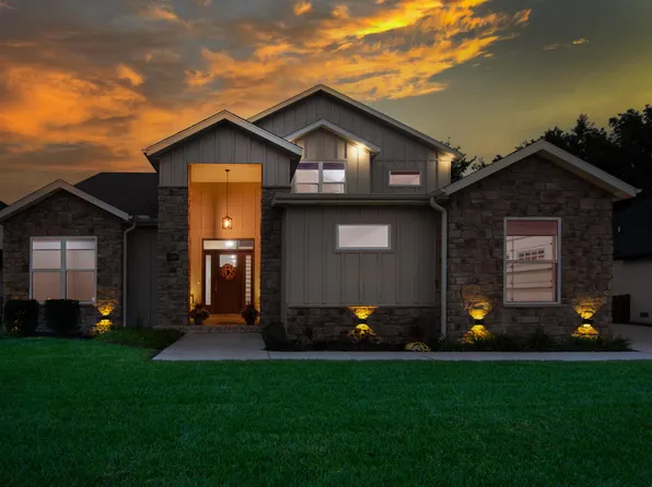 1049 E Siler Parkway, Springfield, MO 65810