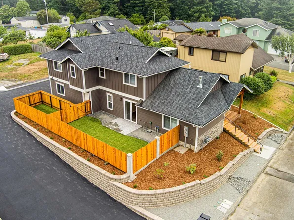 304 Ponderosa Ct, Eureka, CA 95503