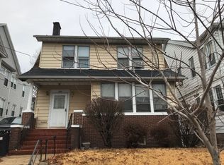 525 Clinton Pl, Newark, NJ 07112