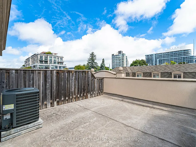 8C Clairtrell Rd — Photo 39