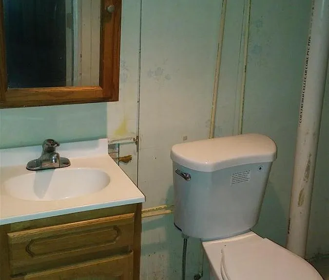 16887 Rutherford St — Photo 14