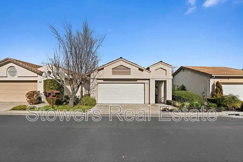 5108 E Lakeshore Dr photo 1
