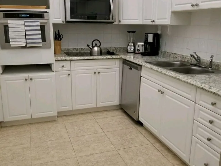 3801 S Ocean Dr #7Q — Photo 4