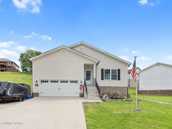 116 Hackberry Ct, Frankfort, KY 40601