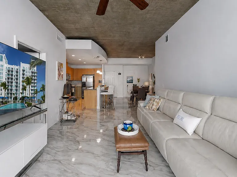 300 S Australian Ave #419 — Photo 6