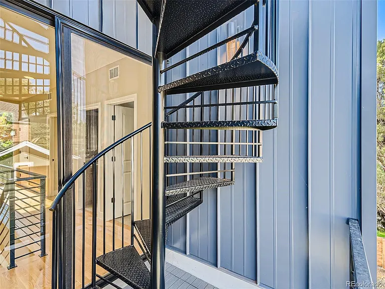 2605 W 40th Ave — Photo 20
