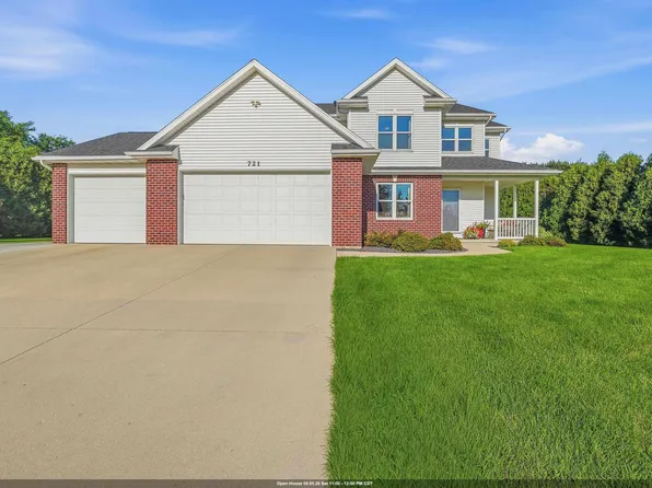 721 Ledgeview Ln, Brownsville, WI 53006