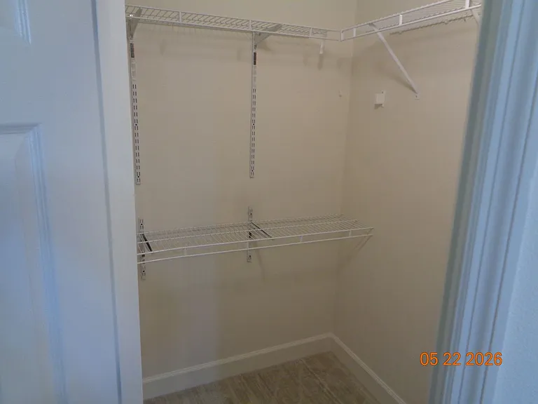 210 Woodhouse Ln — Photo 24