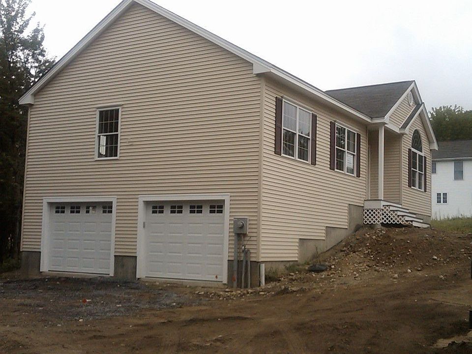 2nd image of 76 Cox St
