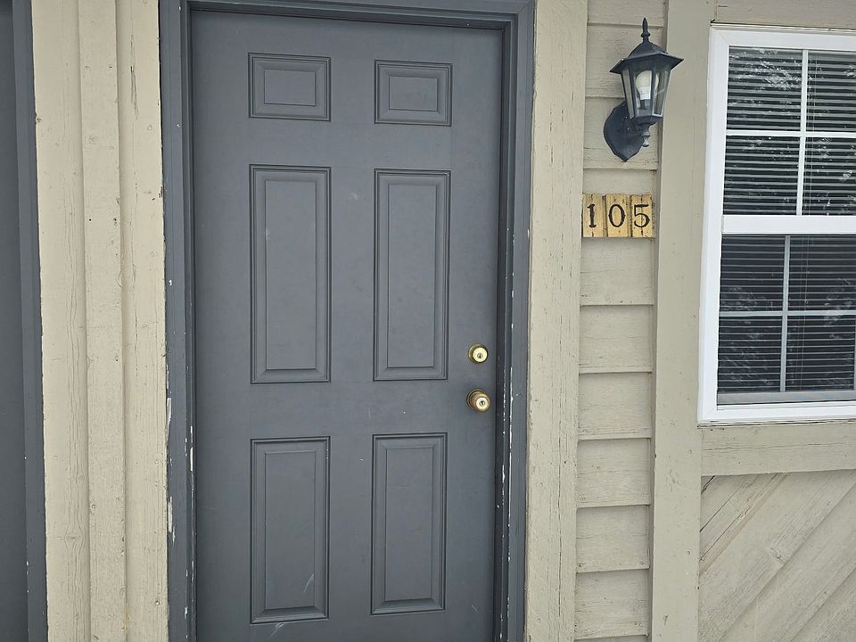 1st image of 105 Village Dr