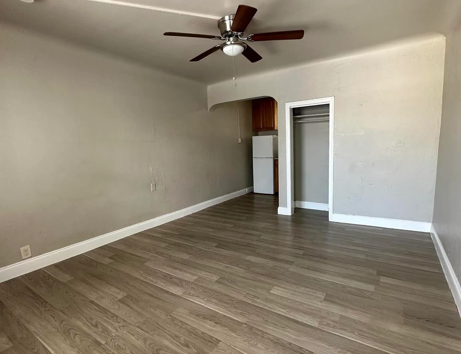 Studio, 1.0 bath, 350 sqft, $1,350 — Photo 1