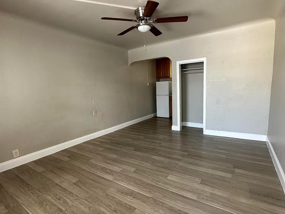 17 Detroit St #7