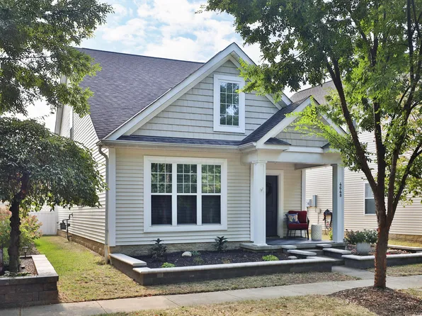 4648 Grand Strand Dr, Grove City, OH 43123