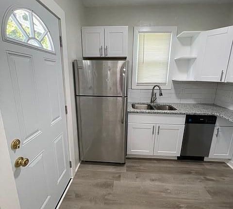 5th image of 505 Wainwright Ave