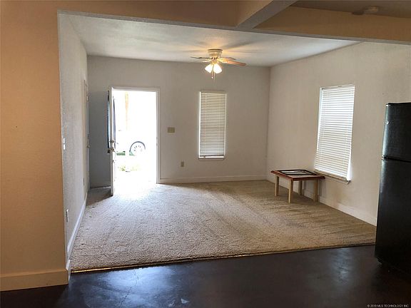 3rd image of 407 W Wolf St