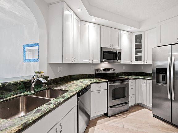 3rd image of 300 Uno Lago Dr APT 102