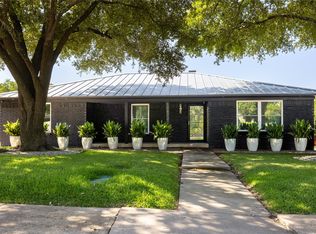 10872 Caprock Cir, Dallas, TX 75218