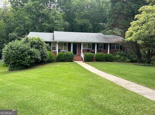 812 Sunnybrook Dr, Griffin, GA 30224