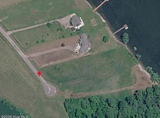 95 Pelican Ct, Hertford, NC 27944