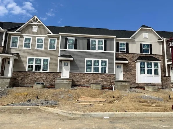 456 Nolan Cir, Cranberry Township, PA 16066