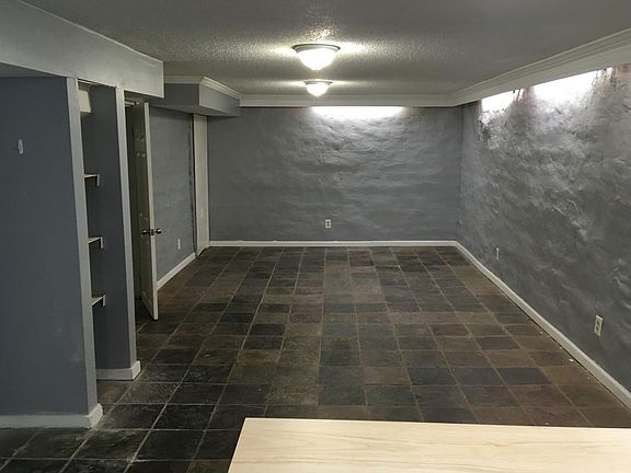 4th image of 3830 Warwick Blvd APT 4