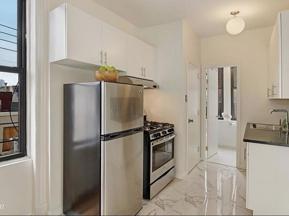1st image of 95 Verona St APT 1