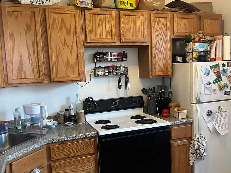 515 S Graham St #1 — Photo 5